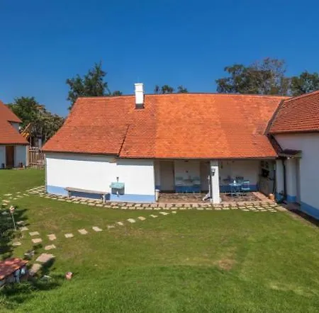 Pastuska Landhuis *